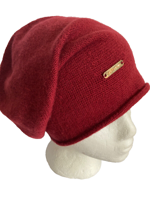 Womens QUEENFUR Burgundy Slouchy Beanie Hat One Size New Without
