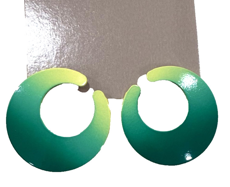 Vintage avon calypso umbre green to yellow metal earring new in box 1987