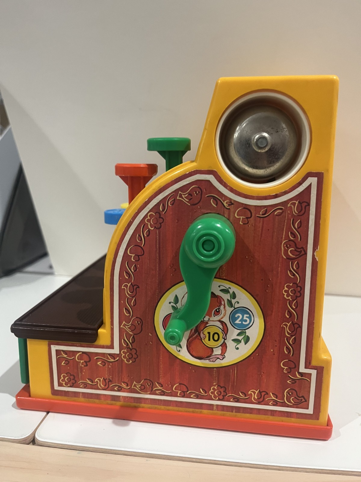 как выглядит Vintage Fisher Price 1974 Cash Register w/Coins фото