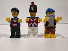 LEGO Pirates: Loot Island (6241) - COMPLETE w/1 Part Substitution