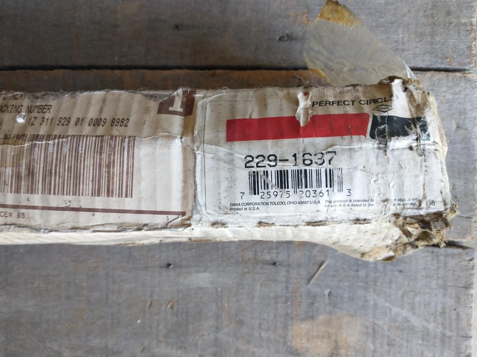 CHEVY GMC CAMSHAFT Perfect Cirlce Part No. 229-1637 NOS No Box - Image 2 of 4