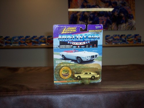 JOHNNY LIGHTNING - MUSCLE CARS - 1970 BUICK GSX - BIANCO - NUOVO - CARTA RUVIDA - Foto 6 di 7