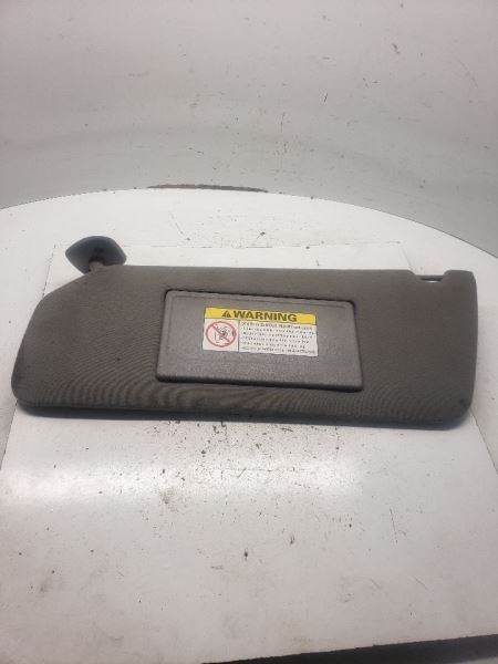 Driver Sun Visor Thru 2/04/02 Super Cab Fits 00-02 FORD F150 PICKUP 1105642
