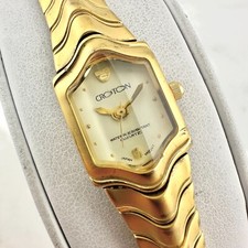 CROTON Women's Gold Tone Watch Beveled Crystal 16mm Sz 7" - Has New battery