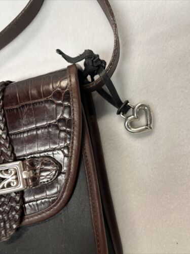 Borsa a tracolla Brighton in pelle nera marrone con patta stampa coccodrillo vintage - Foto 7 di 15