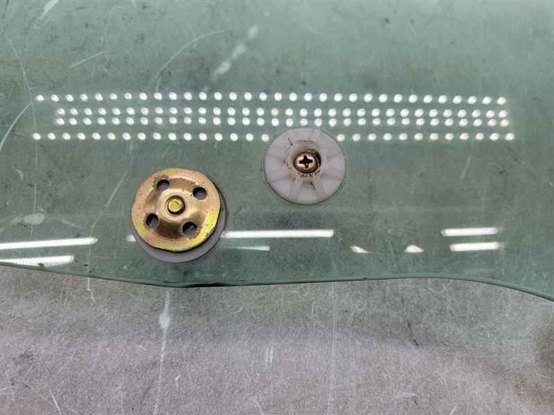 Subaru Outback Legacy 2005-2009 pasajero delantero derecho ventana de vidrio Foto 3 de 4