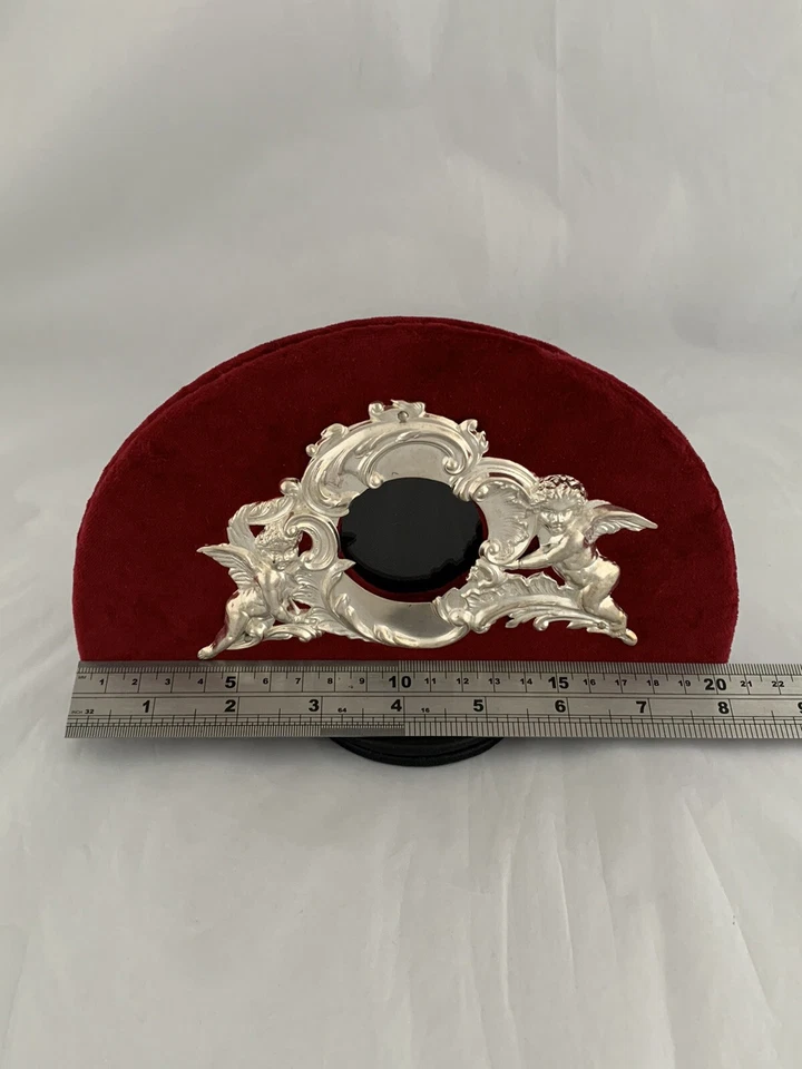 Sterling Silver PHOTOGRAPH FRAME 1901 London WILLIAM COMYNS Antique Silver - Image 2 of 4