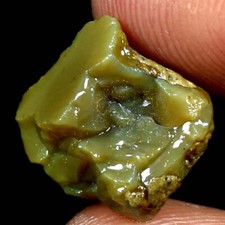 Ethiopian Fire Opal Rough 100 Natural Play Of Color Gemstone 05.85Cts.