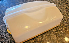 Tupperware Rectangle Cake Cupcake Taker Carrier Bright Yellow Base 3861