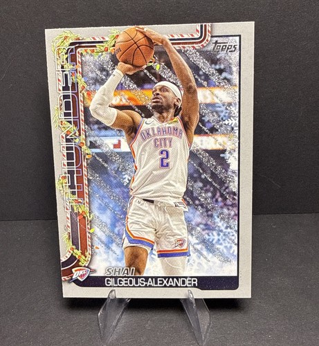 Shai Gilgeous-Alexander [Glitter] #H90 2025 Topps Holiday card