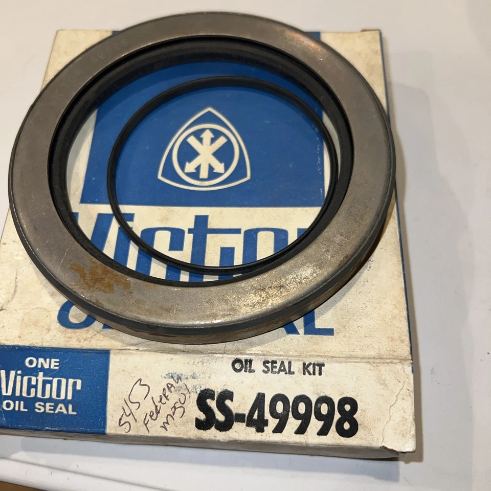 Victor SS49998 Sello Rueda Trasera - 4.879" OD X 3.625" ID X 0.585" Ancho Foto 2 de 4