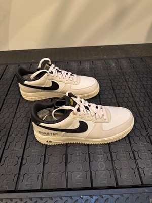 Size 9.5 - Rare - Nike Air Force 1 GORE-TEX Low White Sail