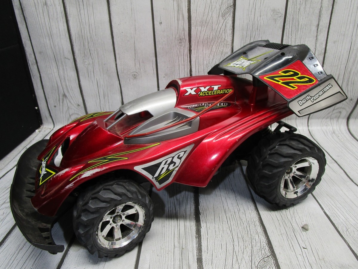 RadioShack Lightning RC Car 60-4272 Complete W/RadioShack Charger