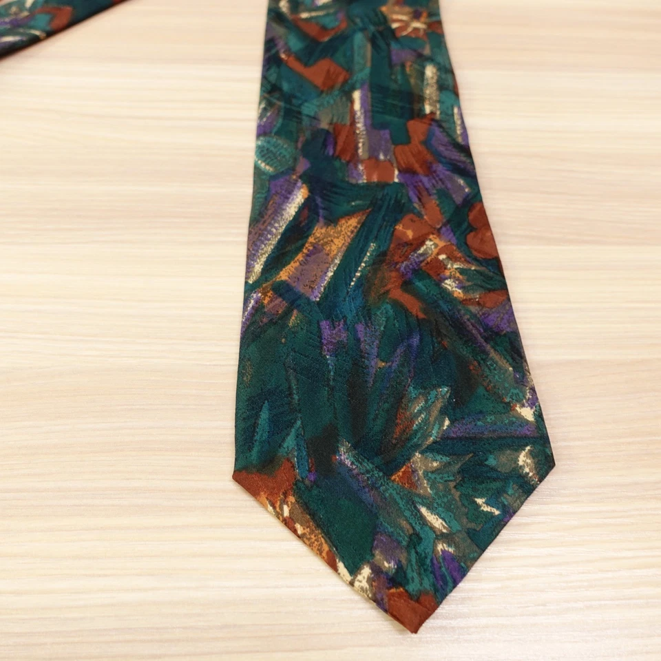 Corbata de cuello vintage para hombre verde pincelada camuflaje arte pintoresco italiano KRIZIA hombre Foto 2 de 4