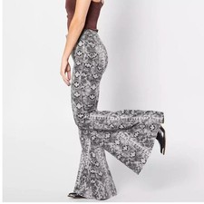 Free People We The Free Just Float On Snake Print Ultra Flare Denim Jean Size 27