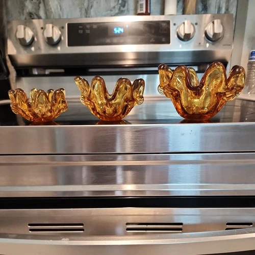 Vintage Murano Amber Stretch Glass Nesting Bowls/Ashtrays, Set of 3, Hand blown