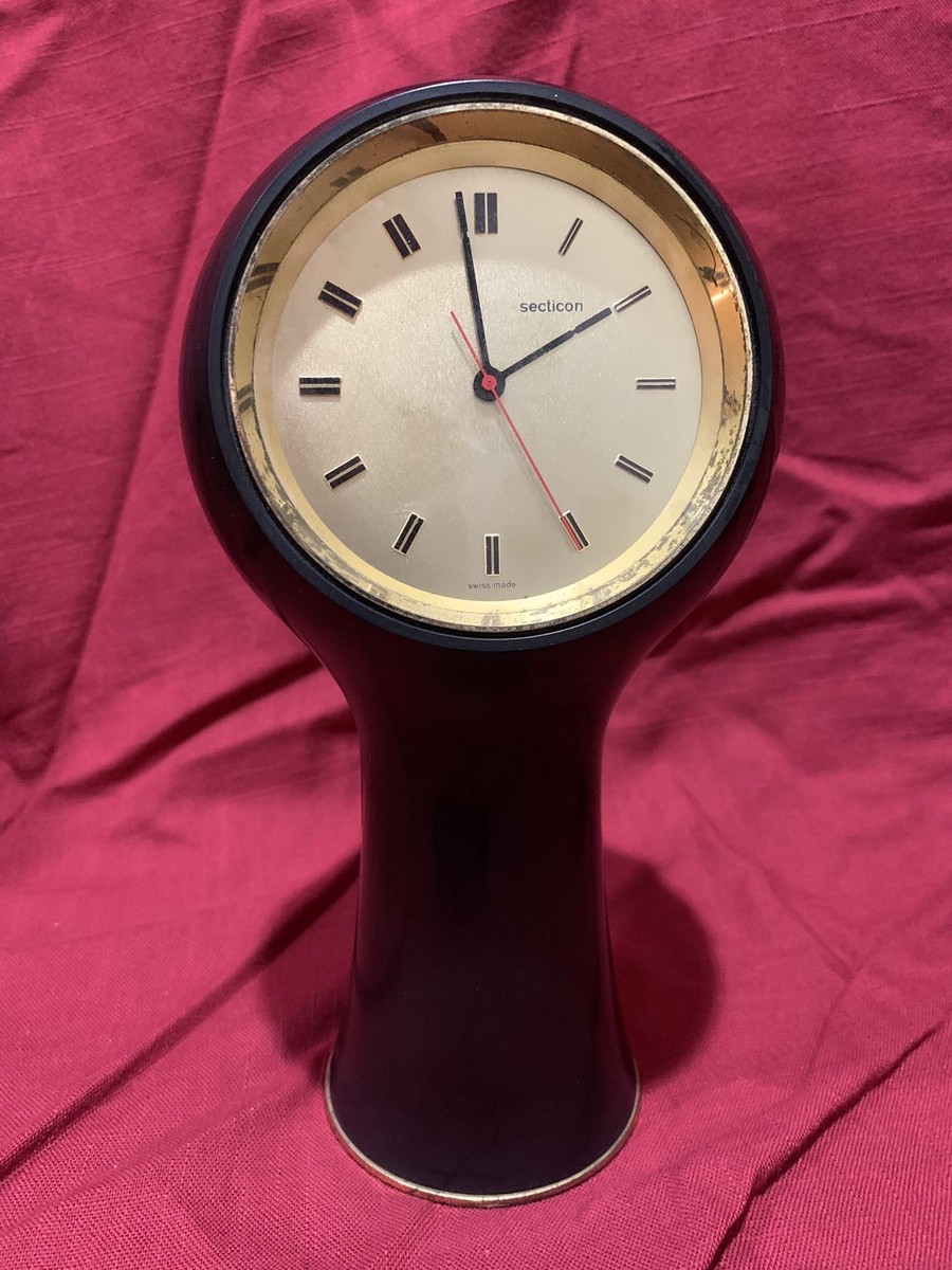 Secticon clock by Angelo Mangiarotti 1956 Model T1 color Nero