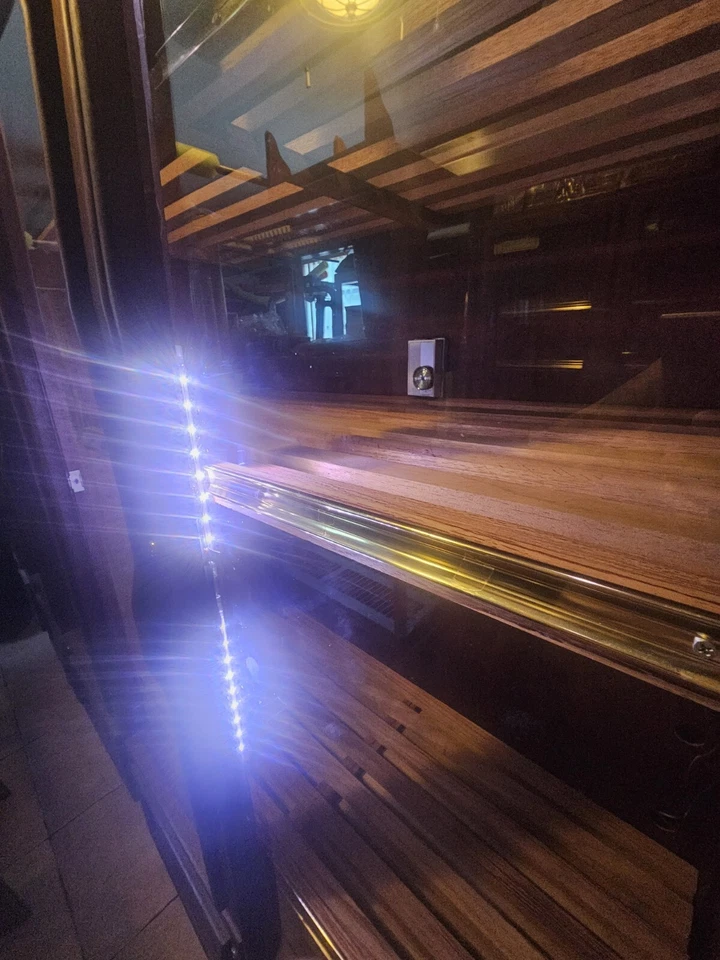 Large Ceader Cigar Humidor (Floor Units)  - Image 3 of 4