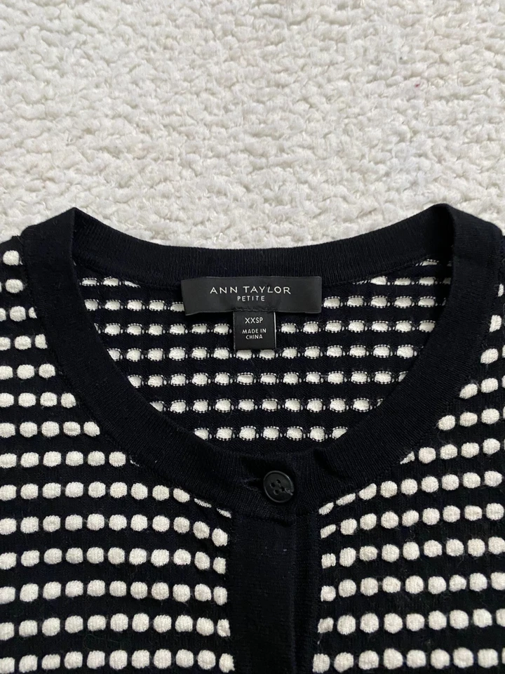 Cárdigan suéter Ann Taylor para mujer a lunares manga 3/4 talla pequeña XXSP Foto 4 de 4