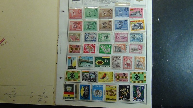 Stampsweis Ghana stamp collection on Harris pages est 377 stamps to 2000