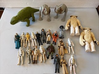 Lot 24 Vintage 1977 1980 Kenner Star Wars 3.5" Figures
