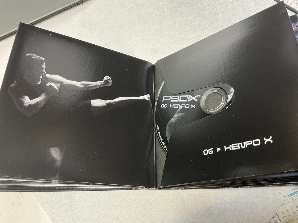 P90X EXTREME HOME FITNESS WORKOUT DVD SERIES CONJUNTO COMPLETO DE 13 DISCOS - Imagem 3 de 4