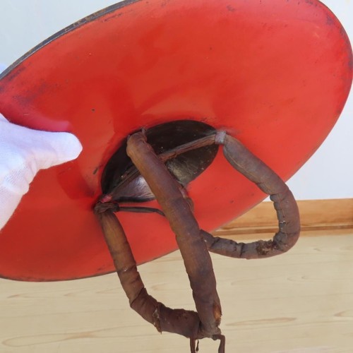Antiguo casco samurai japonés JINGASA JINKASA incrustación Yoroi Kabuto 41,5 cm Japón - Imagen 8 de 10