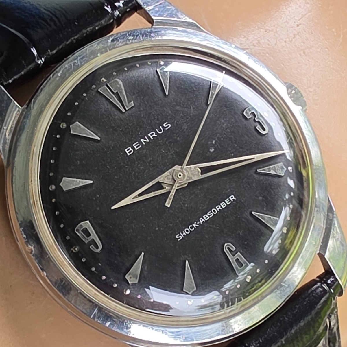 Vintage BENRUS Shock-Absorber men's manual wind watch Black dial