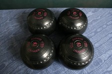 Almark Crusader size 2 H bowls with ship emblem