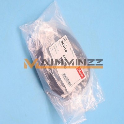 1PC New Danfoss temperature sensor EKS111 084N1180