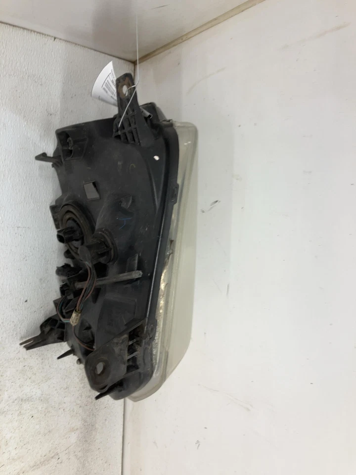 08 GMC YUKON XL 1500 SERIES Headlight Fogging Denali Passenger Right - Image 4 of 4