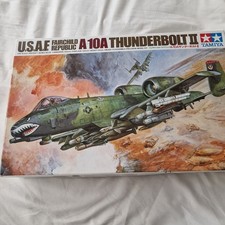 Tamiya 61028 U.S.A.F A-10A Thunderbolt II Plane Plastic Model Kit Scale 1:48