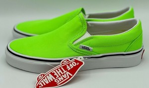 green gecko vans