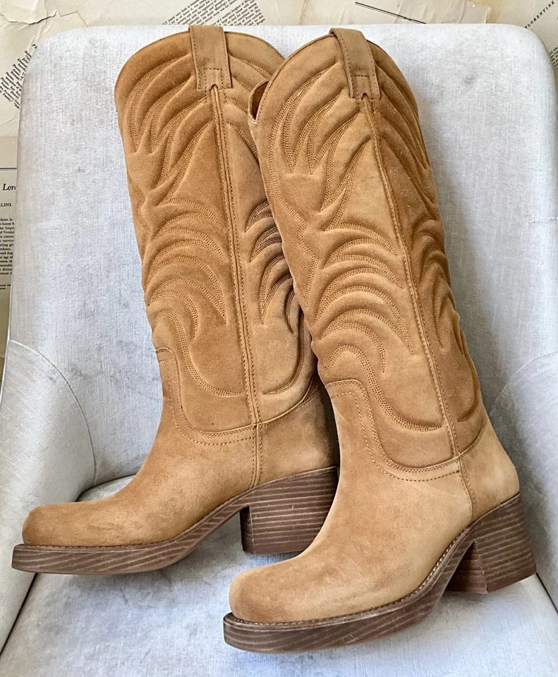 Bota Free People Jeffrey Campbell Grifter Gamuza Tostada Camel Acolchada Muestra 9 NUEVA Foto 3 de 4