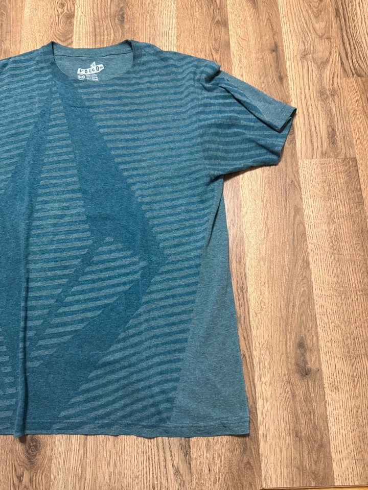 Volcom Shirt, Men's Size Medium, Green, Striped, Short Sleeve - Image 4 of 4