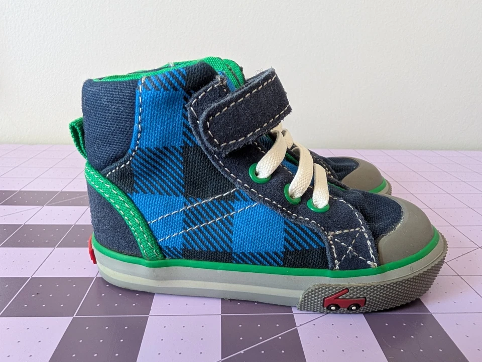 Zapatillas altas See Kai Run azules a cuadros búfalo niños pequeños talla 5 nuevas sin etiquetas Foto 3 de 4