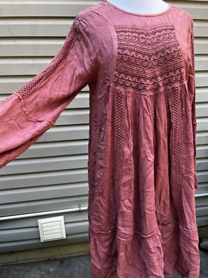kings road crochet dress NWT KINGS ROAD Mauve dress long sleeve crochet details L