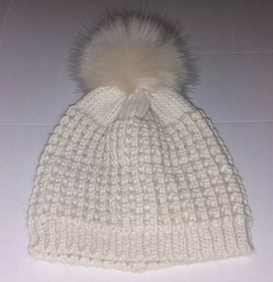 KYI KYI CANADA | Ivory Knit Beanie With Faux Fur Pom Kyi Kyi Faux Fur Pom Pom Knit Hat - Walmart.com main image 4