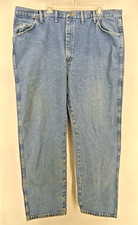 Wrangler Men Size 44x32 Blue Denim Jeans 96501DS Casual Straight leg Jeans