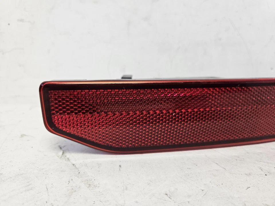 2021-2024 Jeep Grand Cherokee L Rear Bumper Reflector RH Right Hand OEM 68408778 Foto 2 de 4