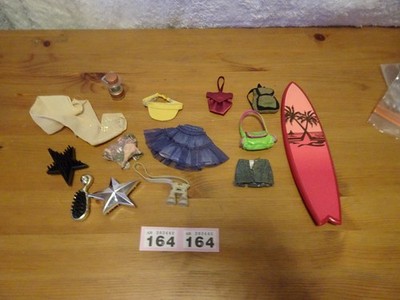 Bratz Puppen kleine Kleidung Konvolut