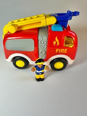 Wow Toys Ernie Fire Engine Push & Go 2 Piece Play Set 