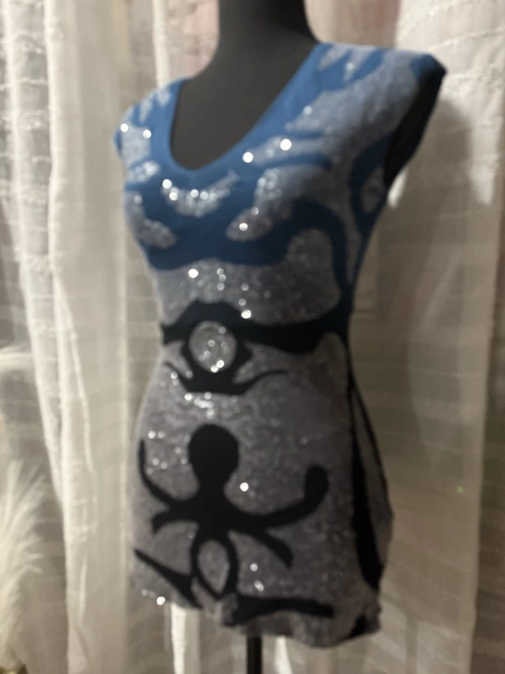 NWT Sky Brand Women’s XS Shirt Blue Sequin Top Blue Ombré Shirt Sleeveless - Image 2 of 4