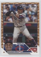 2023 Topps Update Memorial Day Camo 6/25 Donovan Solano #US106 w7v