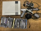 VTG 80's Nintendo NES Console Lot, 2 Controllers, Zapper Gun & 17 Video Games