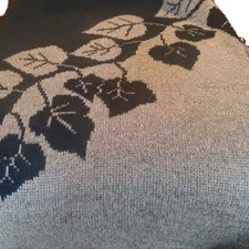 Vintage Arielle 80s/90s Gold with Black Leaf Print Sweater (L) Made in USA
