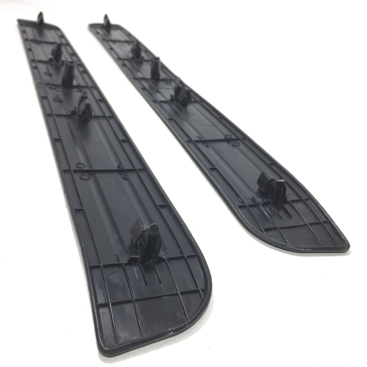 Front Door Step Sill Trim Pair For 2010 Mazda CX-7 Genuine New