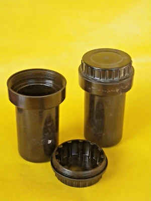 MSD : Anciennes cuves de labo en Bakélite - Photo 1/3