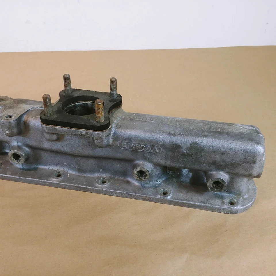 Colector de admisión de carburador doble original Jaguar XK150 MK2 SU C14809A fabricante de equipos originales Foto 3 de 4