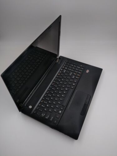 Lenovo Ideapad N585 Laptop. AMD E Serie. 4GB RAM, 240GB HDD. Schauen und lesen. - Bild 1 von 10